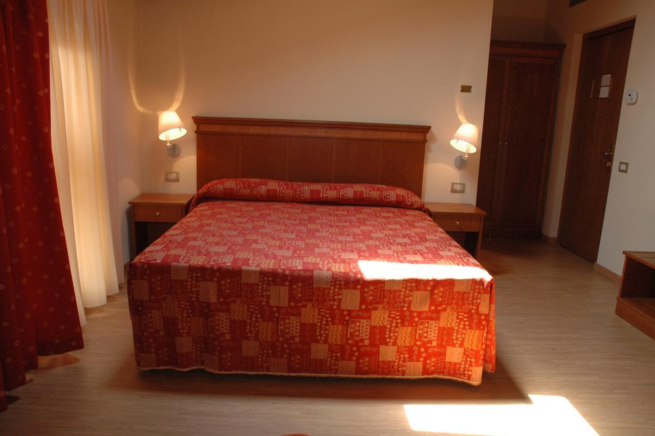 Bariano Hotel Il Borghetto מראה חיצוני תמונה