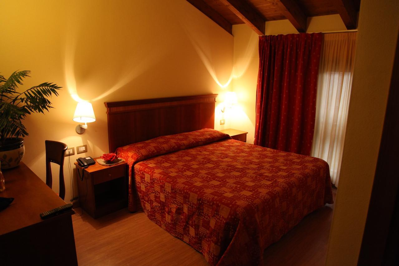 Bariano Hotel Il Borghetto מראה חיצוני תמונה