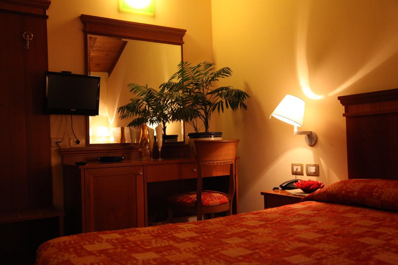 Bariano Hotel Il Borghetto מראה חיצוני תמונה